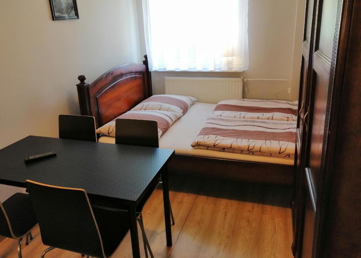 Pokoje Zacisze Lesne Stegna  Exteriör bild